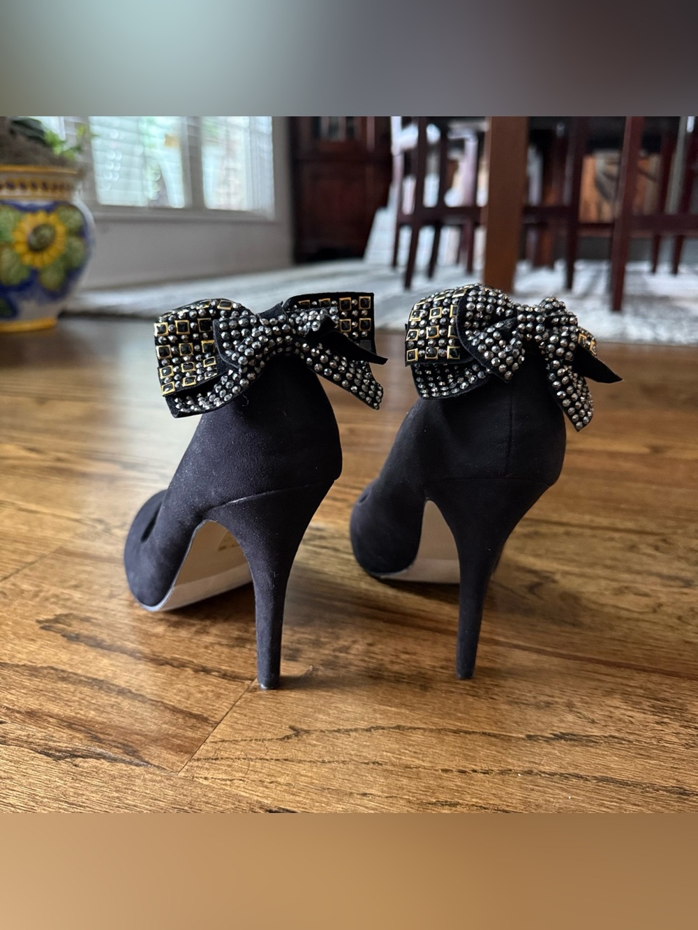 🖤 Call It Spring Black Rhinestone Bow Pumps Women’s 7